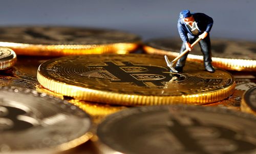A versatile mining rig configured for multiple cryptocurrencies, highlighting its adaptability for future mining needs